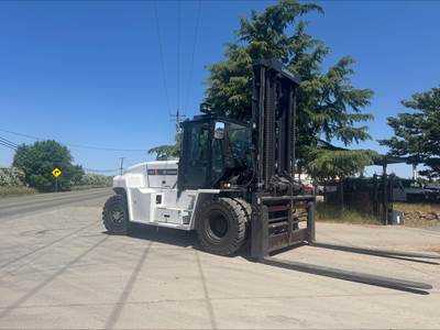 LiuGong CLG2160H Pneumatic Tire Forklift - 36000lb Capacity, 16ft Lift Height