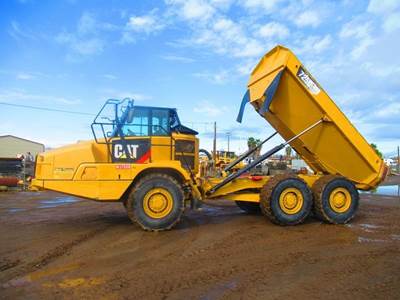Caterpillar 725C2 Articulated Truck