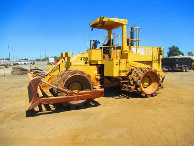 Caterpillar 815B Soil Compactor