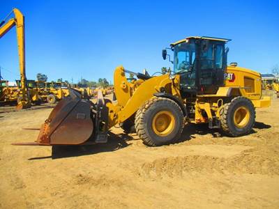 Caterpillar 926M Wheel Loader