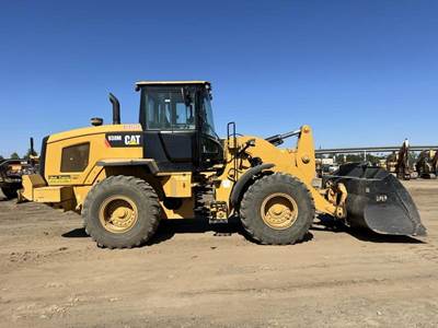 Caterpillar 938M Wheel Loader