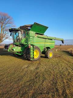 2014 John Deere S680 Combine