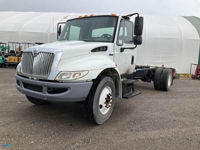 2012 International DuraStar 4300 Day Cab Truck