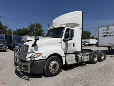 2020 International LT625 Day Cab Truck