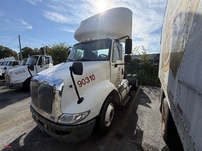 2010 International TranStar 8600 Day Cab Truck