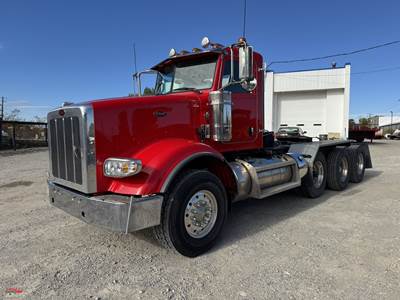 2022 Peterbilt 367 Day Cab Truck