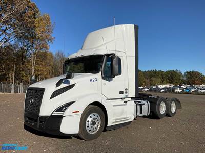 2024 Volvo VNL Day Cab Truck