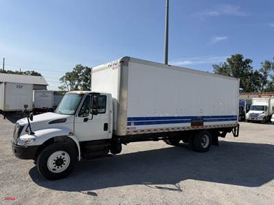 2018 International DuraStar 4300 Box Truck