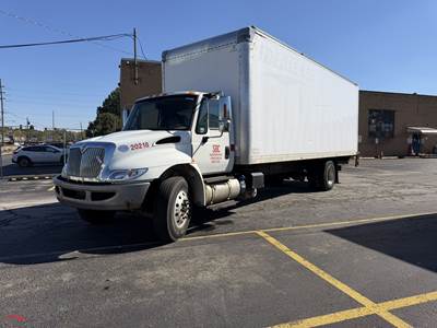 2018 International DuraStar 4300 Box Truck
