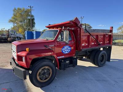 1990 Ford F-800 Dump Truck