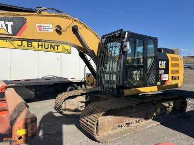 2015 Caterpillar 323FL Excavator