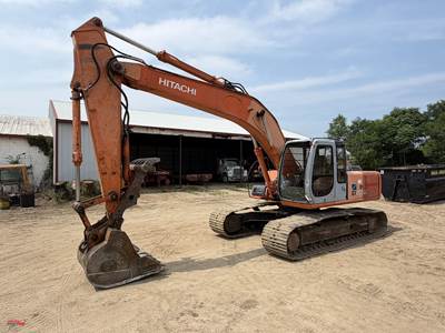 2000 Hitachi EX200LC-5 Excavator