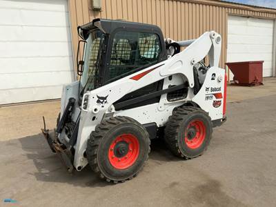 2019 Bobcat S740 Track Skid Steer