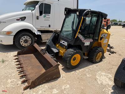 2022 JCB 270 Track Skid Steer