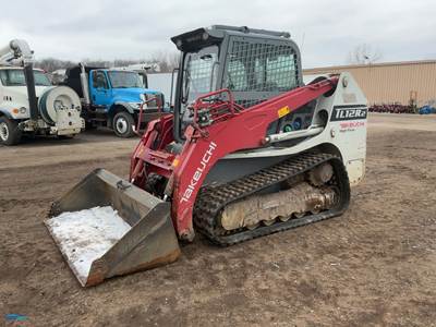 2018 Takeuchi TL12R2 Track Skid Steer