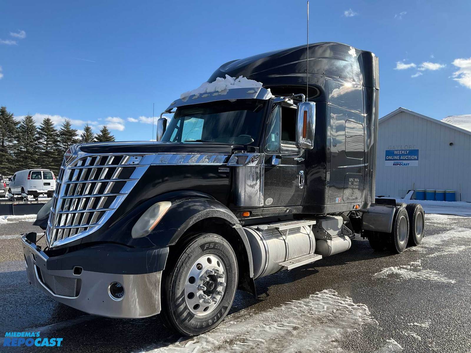 2014 International LoneStar Sleeper Semi Truck For Sale Gaylord, MI
