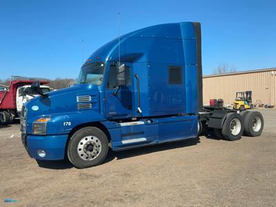2020 Mack Anthem Sleeper Semi Truck