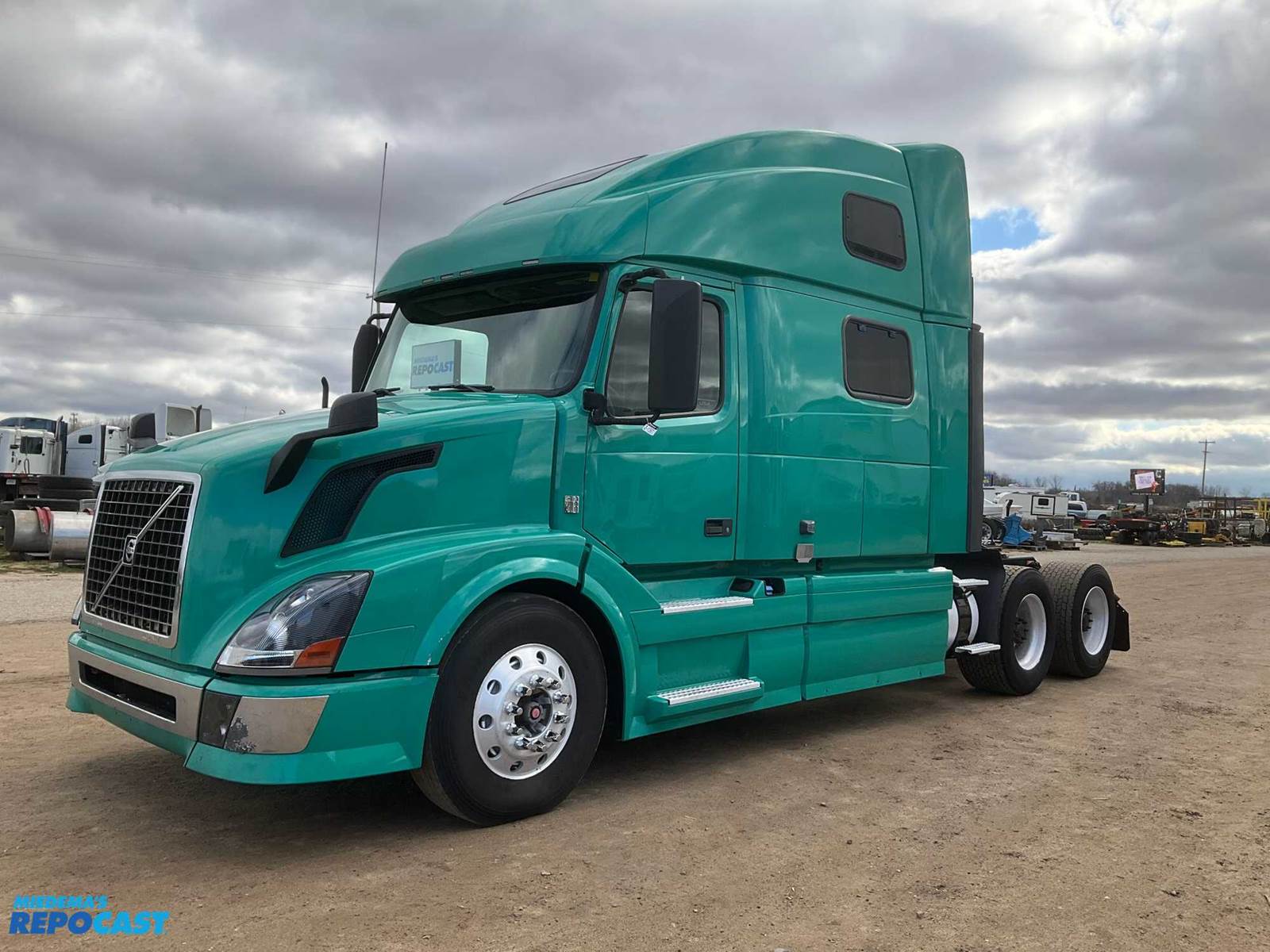 2014 Volvo VN Sleeper Semi Truck For Sale Wayland, MI 213672 (1212