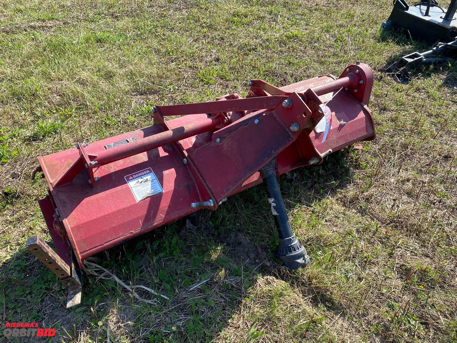 Mahindra 6', 3 pt., PTO driven, rear tiller, includes PTO shaft. For