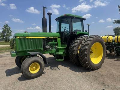 1989 John Deere 4555 Tractor