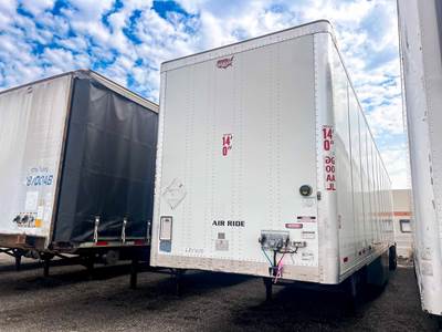 Wabash 53 ft Dry Van Trailer - Air Ride