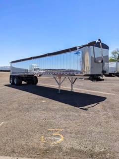 End Dump Trailer - Tandem Axle, Air Ride