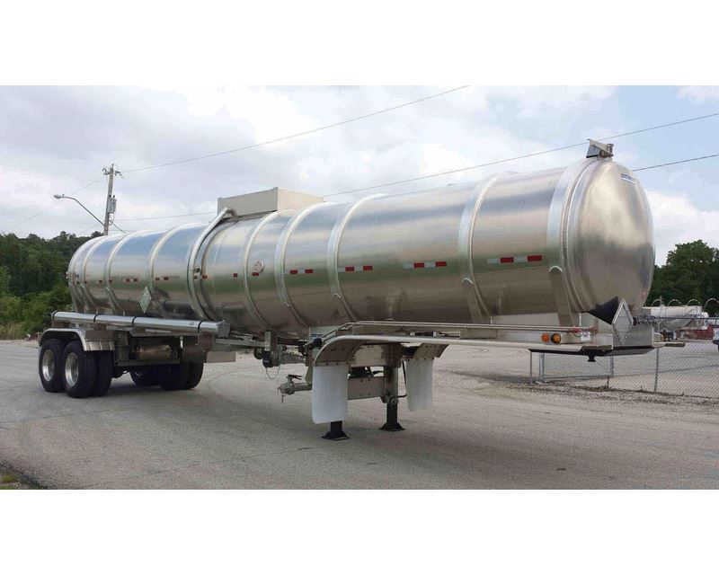 2016 Mueller 8400 GALLON CRUDE OIL TANKER DOT 407 55,000 FET INC Crude