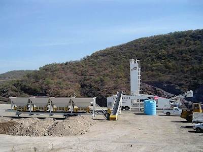 Rock Systems 108-4P Portable 4 Bin Blending Hopper