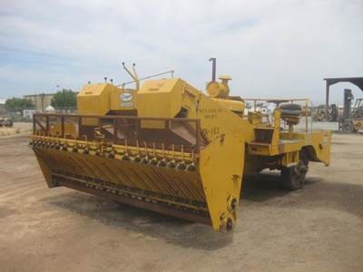 Etnyre K Asphalt Chip Spreader