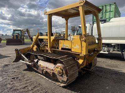 Caterpillar D4D Dozer