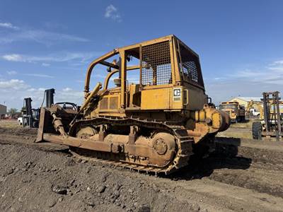 Caterpillar D6D Dozer