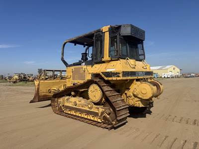 Caterpillar D6M XL Dozer