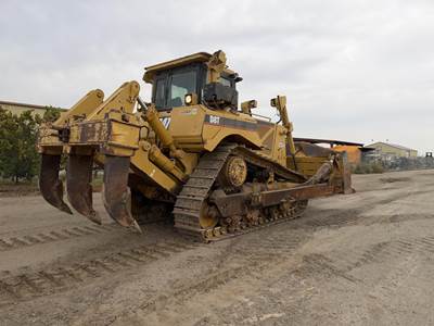 Caterpillar D8T Dozer