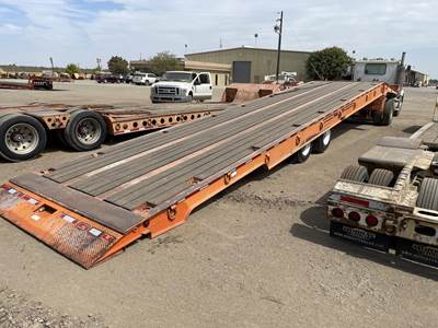 Trail King 45x102 Steel Drop Deck Trailer - Air Ride, Sliding Axle