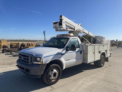 Ford F-450 Forestry Bucket Truck