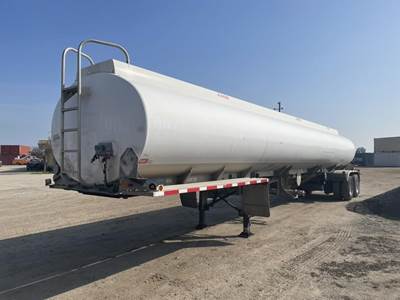 Heil Tandem Axle Fuel Tanker Trailer - Air Ride, Fixed Axle