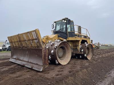 Caterpillar 826H Landfill Compactor