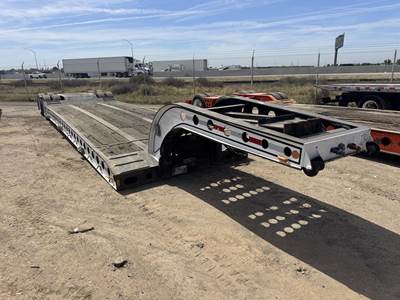 Cozad 44x102 Tandem Axle Lowboy Trailer - Air Ride, Fixed Axle