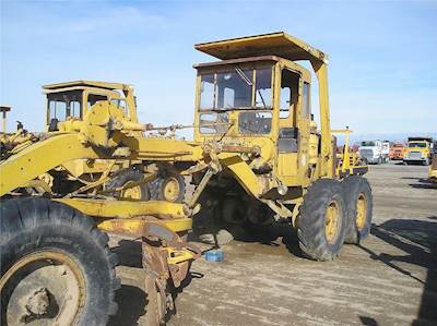 Caterpillar 12 Motor Grader