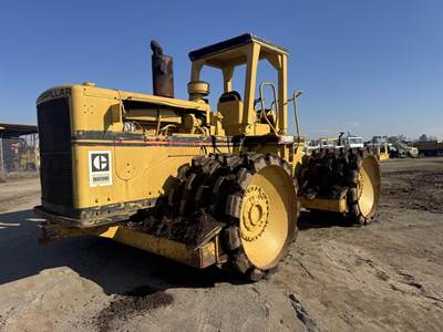 Caterpillar 825B Soil Compactor