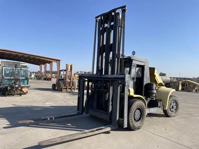 Hyster H300A Pneumatic Tire Forklift