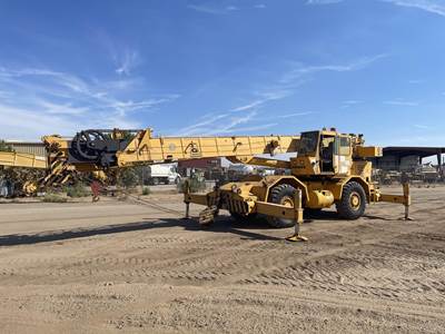 Grove RT635 35-Ton Rough Terrain Crane