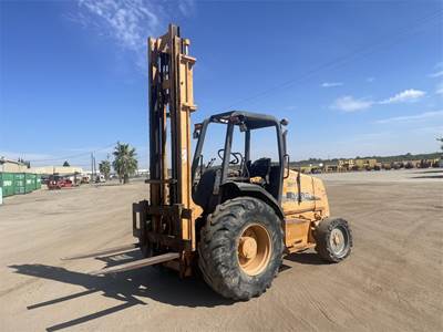 Case 586G Rough Terrain Forklift