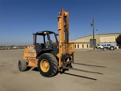 Case 586H Rough Terrain Forklift