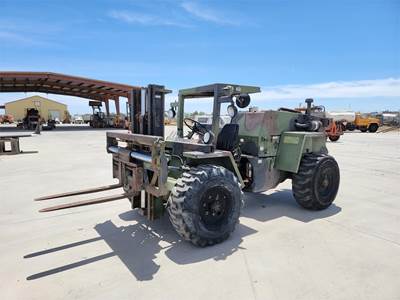 Case M4K Rough Terrain Forklift