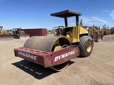 Dynapac CA250D Smooth Drum Roller Compactor