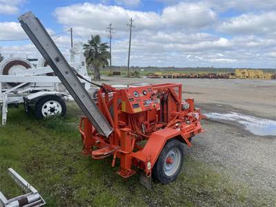 TSE UP70 Trencher