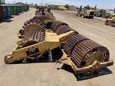 Hyster 70 IN Walk / Tow Behind Compactor