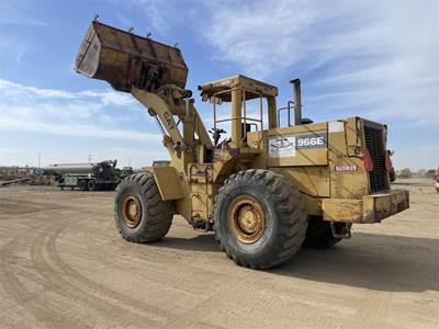 Caterpillar 966E Wheel Loader