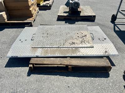 60"X36" DIAMOND PLATE ACCESS RAMP. --(LOCATED IN COLTON, CA)--